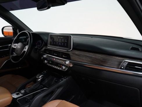 Used 2022 Kia Telluride SX image 17