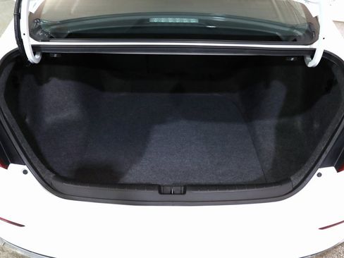 Used 2018 Honda Accord EX-L image 24