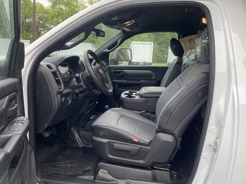 New 2024 RAM 5500 Tradesman image 15