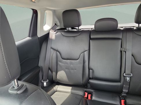 Used 2021 Jeep Compass Limited AWD/4WD image 8