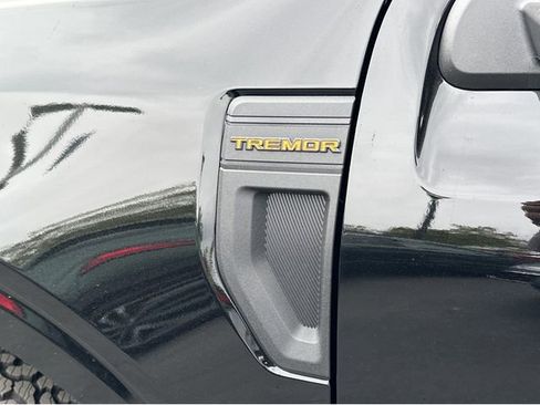 New 2026 Ford Maverick Tremor image 19