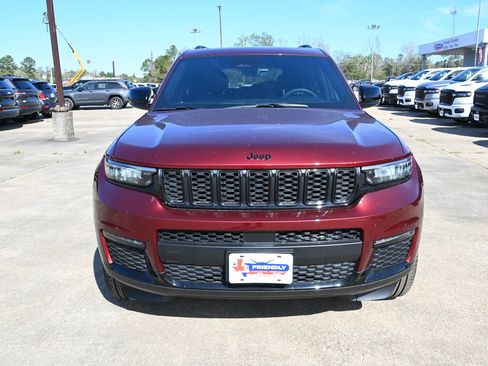 New 2025 Jeep Grand Cherokee L Limited w/ Black Appearance Package image 6
