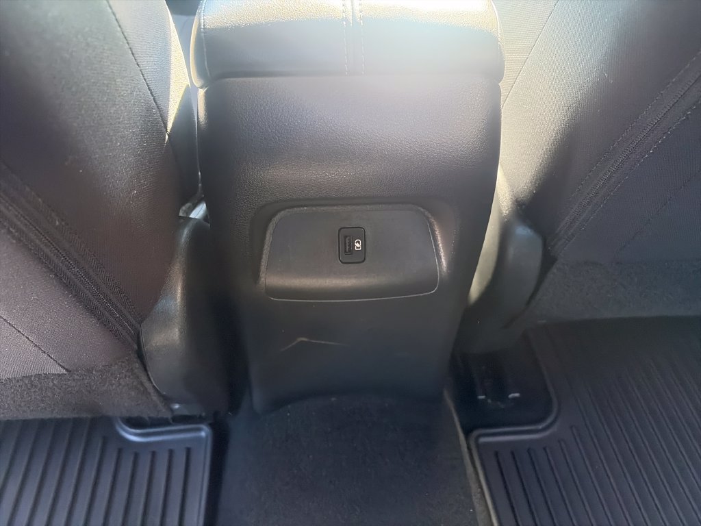Certified 2024 Nissan Sentra SV FWD image 39