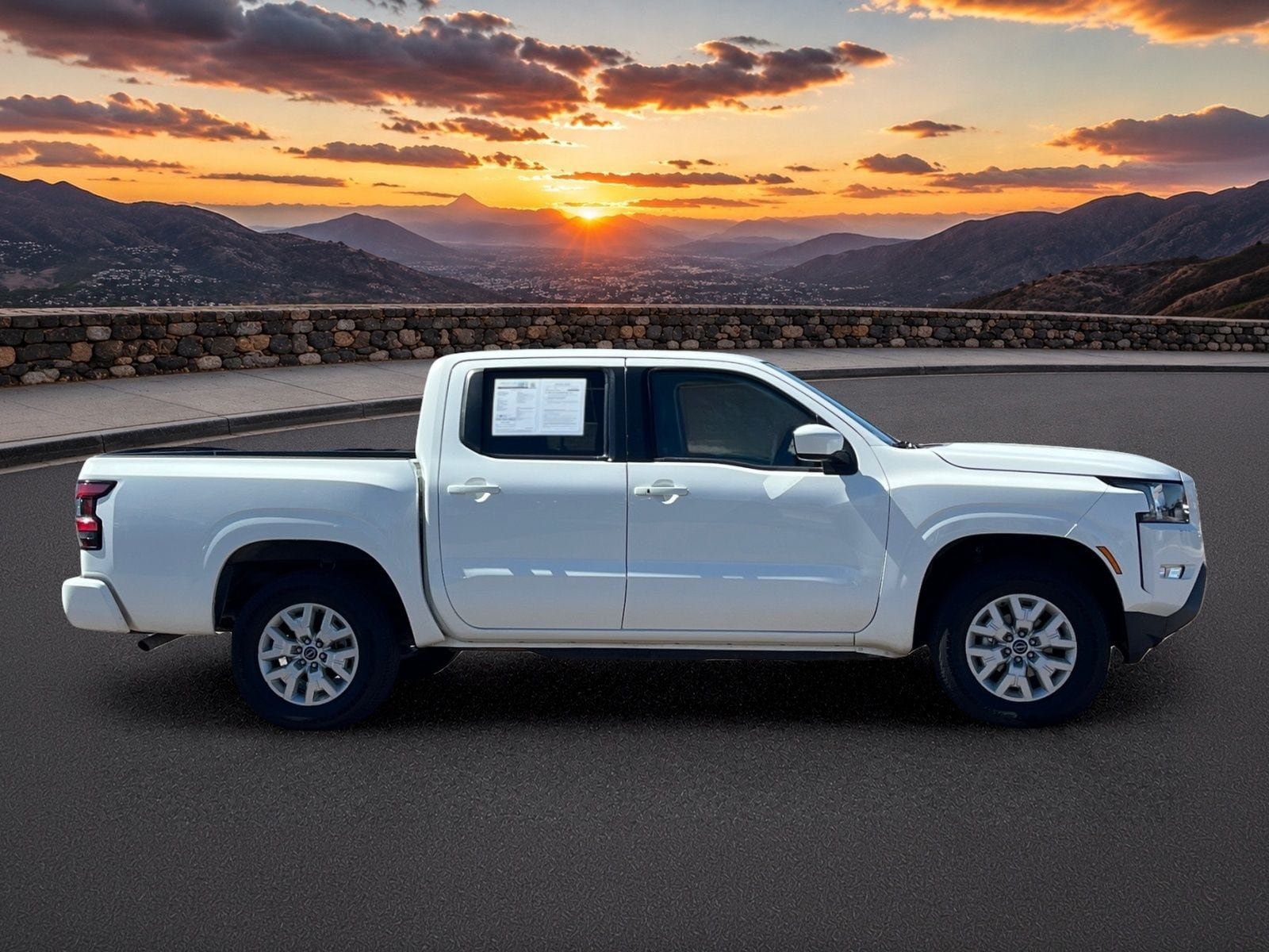 Used 2024 Nissan Frontier SV w/ SV Convenience Package AWD/4WD image 6