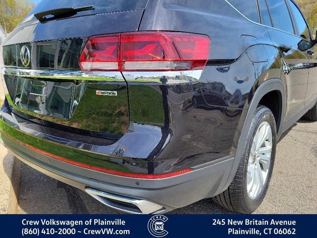 Certified 2022 Volkswagen Atlas SE w/ Panoramic Sunroof Package AWD/4WD image 32