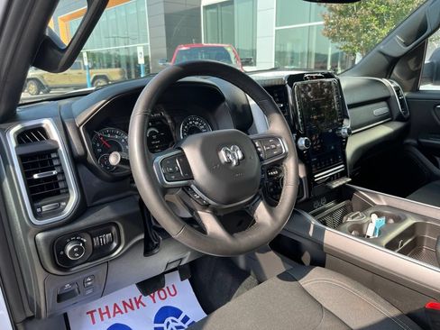 Used 2025 RAM 1500 Big Horn AWD/4WD image 7
