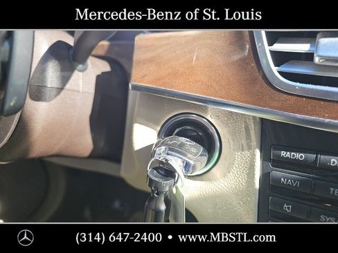 Used 2014 Mercedes-Benz E 350 4MATIC Sedan image 33