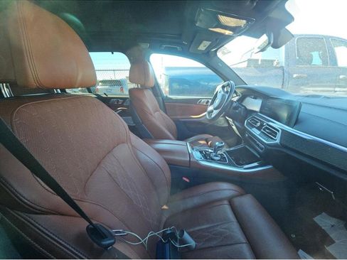 Used 2023 BMW X5 M50i w/ Executive Package image 24