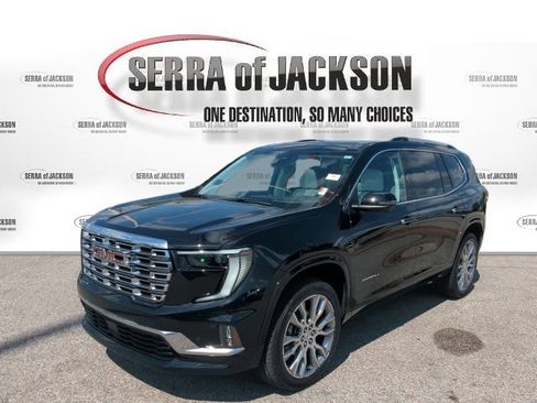 Used 2025 GMC Acadia Denali w/ Super Cruise Package FWD image 5