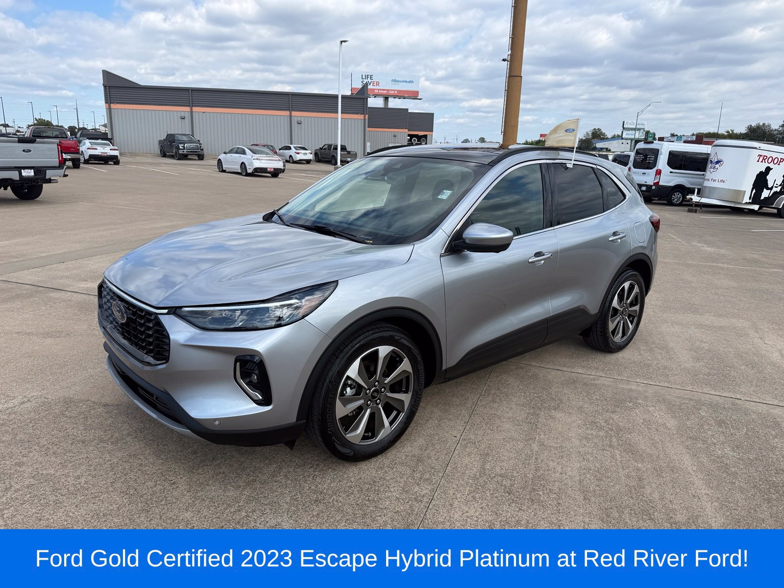 Certified 2023 Ford Escape Platinum FWD image 1