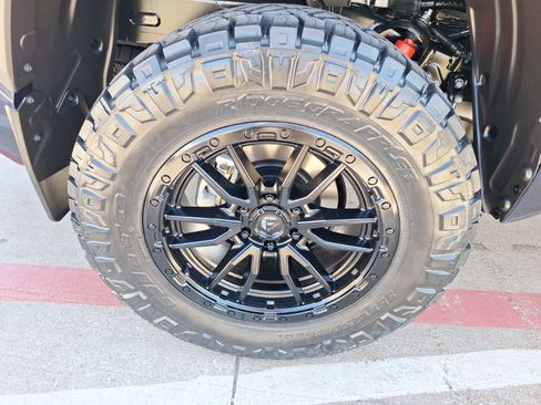 New 2025 Toyota Tundra SR5 image 10