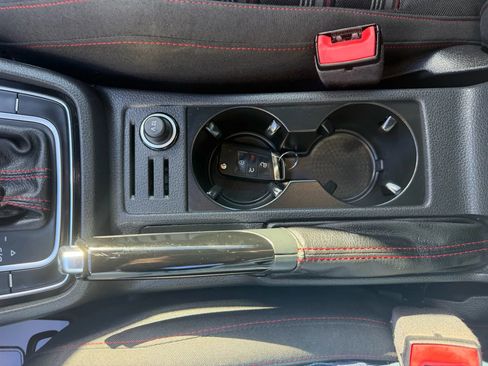 Used 2017 Volkswagen GTI Sport image 29