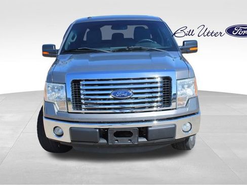 Used 2012 Ford F150 XLT w/ XLT Chrome Pkg image 2