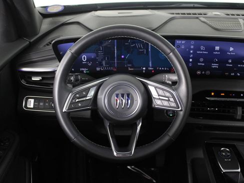 Used 2025 Buick Enclave Preferred FWD image 8