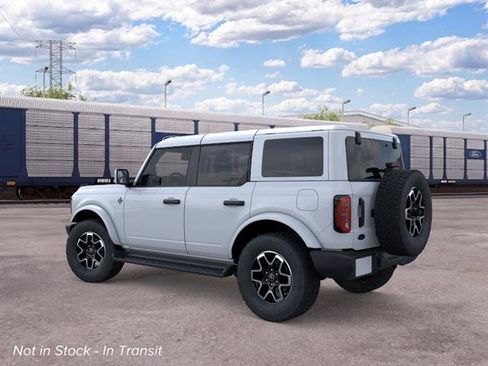 New 2026 Ford Bronco Outer Banks AWD/4WD image 4