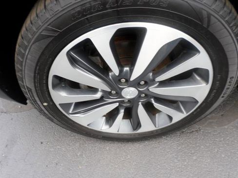 Used 2021 Buick Encore Preferred w/ Safety Package image 16