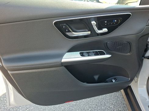 New 2026 Mercedes-Benz GLC 300 4MATIC image 7