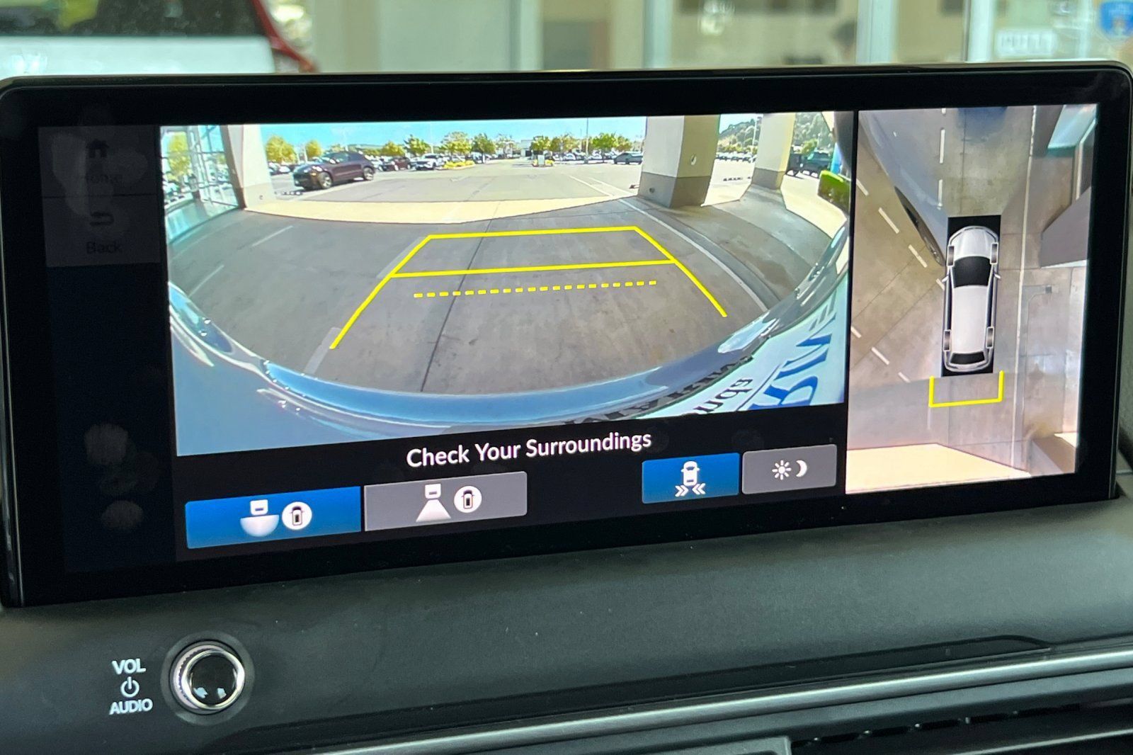 New 2026 Honda Pilot Touring image 19