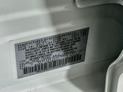 Used 2021 Nissan Sentra SV FWD image 12