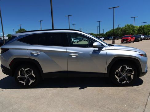 Used 2024 Hyundai Tucson Limited AWD/4WD image 4