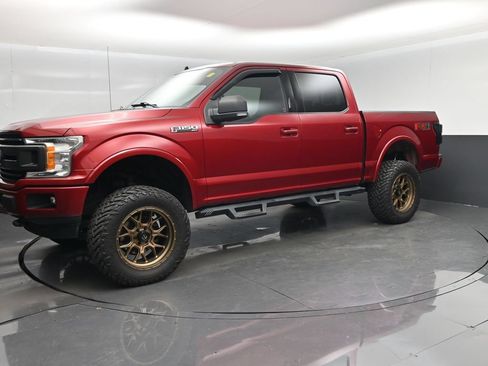 Used 2019 Ford F150 XLT w/ Equipment Group 302A Luxury AWD/4WD image 9