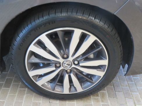 Used 2015 Honda Fit EX-L image 10