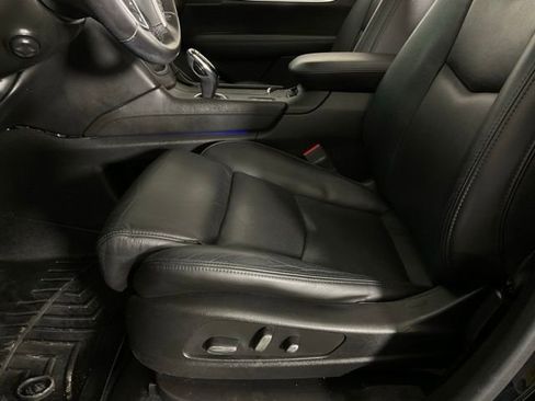 Used 2017 Cadillac XT5 Luxury w/ Driver Awareness Package image 27