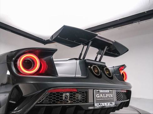 Used 2022 Ford GT image 23