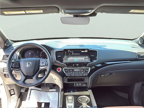 Used 2025 Honda Ridgeline Black Edition image 27