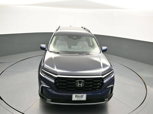 Certified 2024 Honda Pilot Touring image 38