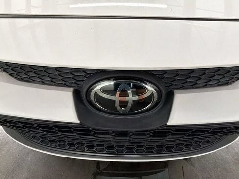 Used 2022 Toyota Corolla LE FWD image 27