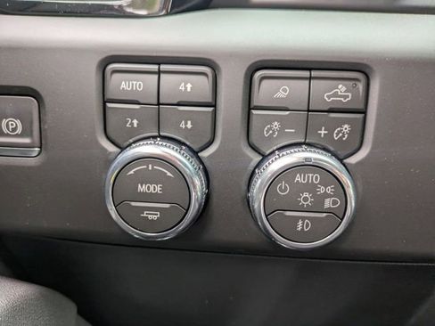 New 2026 GMC Sierra 1500 AT4 w/ AT4 Premium Package AWD/4WD image 28
