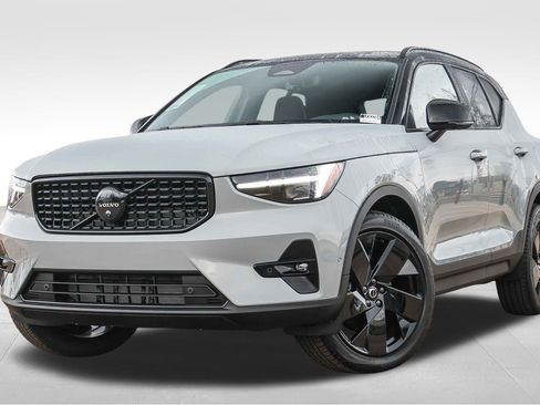 New 2026 Volvo XC40 B5 Ultra w/ Climate Package AWD/4WD image 1