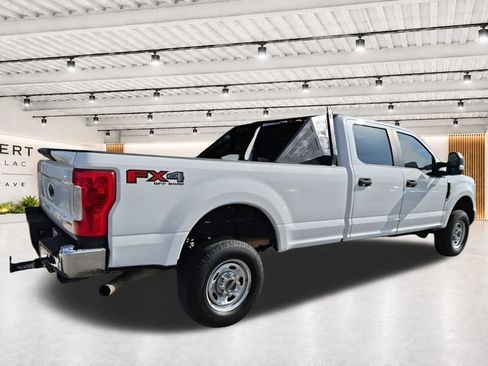 Used 2019 Ford F250 XL w/ Power Equipment Group AWD/4WD image 10