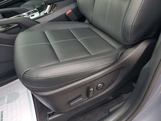 Used 2025 Kia Telluride EX w/ EX Captain's Chair Package AWD/4WD image 21
