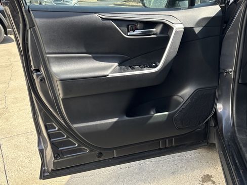 Certified 2021 Toyota RAV4 XLE w/ Convenience Package image 12