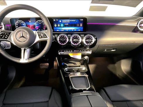 New 2026 Mercedes-Benz CLA 250 4MATIC image 7