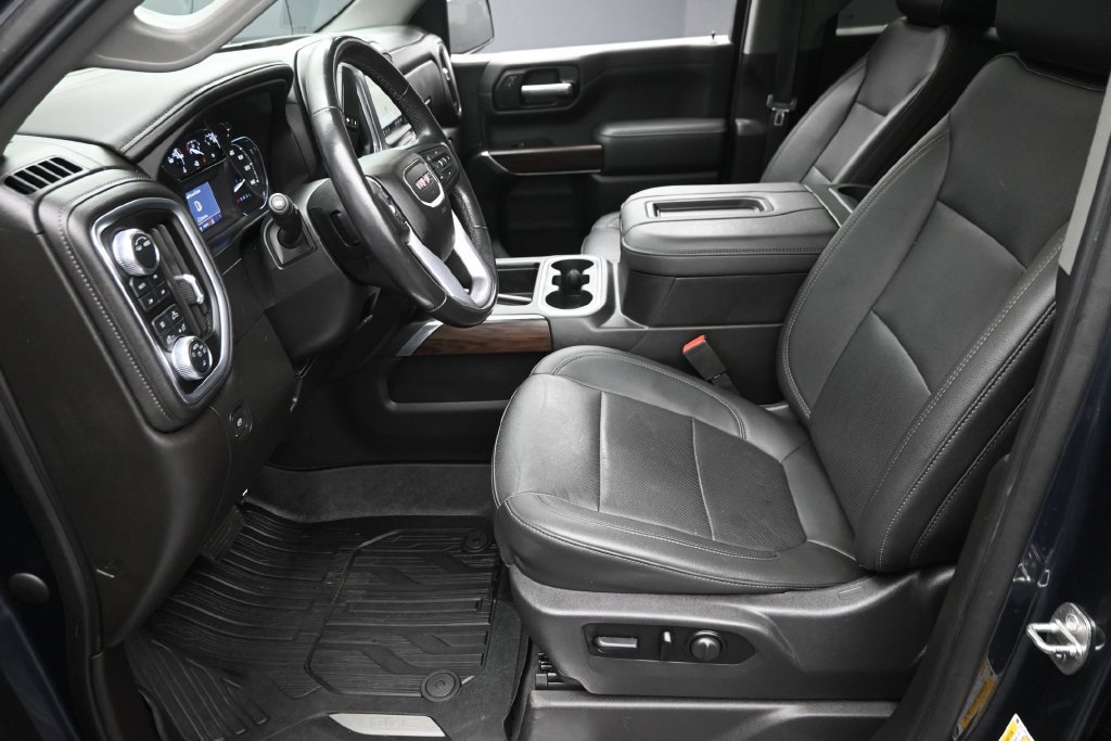 Used 2021 GMC Sierra 1500 SLT w/ SLT Premium Plus Package AWD/4WD image 16