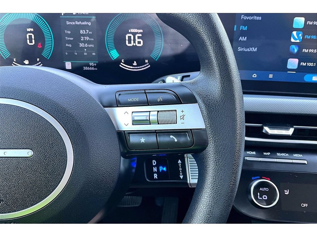Used 2025 Hyundai Sonata SEL FWD image 12