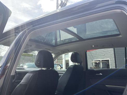 Used 2021 Volkswagen Atlas SEL AWD/4WD image 14