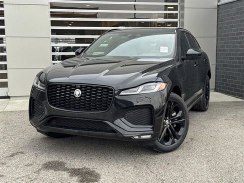 New 2026 Jaguar F-PACE R-Dynamic S image 1