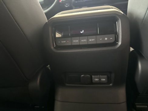 Used 2025 Toyota Land Cruiser image 24