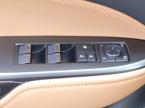 Certified 2025 Lexus NX 350 AWD w/ Accessory Package (K3) image 14