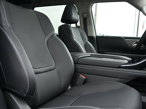 Used 2025 INFINITI QX80 Pure image 33