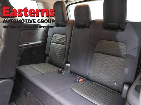 Used 2024 Nissan Pathfinder SV AWD/4WD image 27