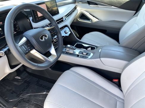 Certified 2026 INFINITI QX60 Luxe FWD image 29