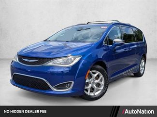 Used 2020 Chrysler Pacifica Limited FWD video 1