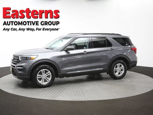 Used 2023 Ford Explorer XLT w/ Equipment Group 202A AWD/4WD image 57