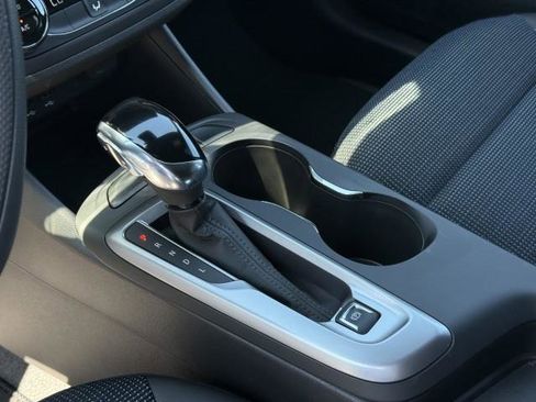 New 2026 Buick Envista Preferred image 21