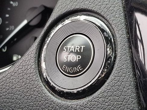 Used 2017 Nissan Rogue SL w/ SL Premium Package image 24